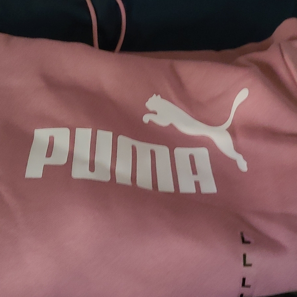Puma Sweaters - Picture 2 of 11